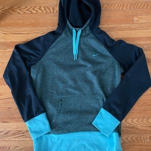Nike Therma-Fit Women’s Hoodie